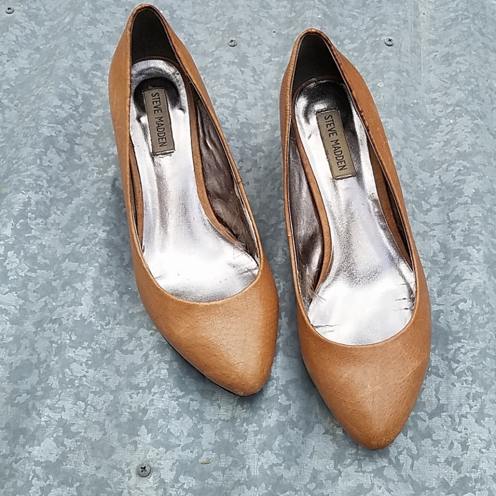 Steve Madden P-Sadee Brown Leather Pumps 9